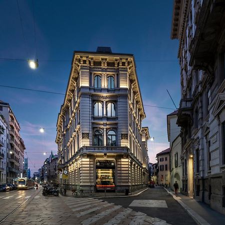 Radisson Collection Hotel, Palazzo Touring Club Milan Exterior photo