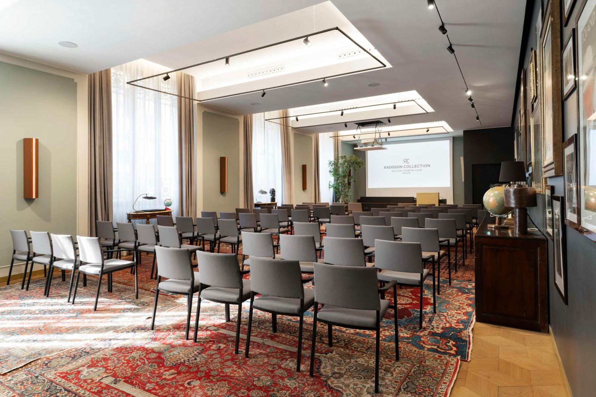 Radisson Collection Hotel, Palazzo Touring Club Milan Exterior photo